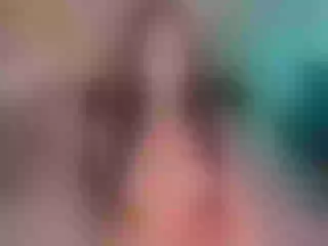 Live sex webcam photo for MileyCruz #292225176