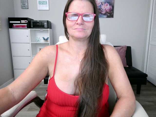 Live sex webcam photo for Milf-Samie #291450416