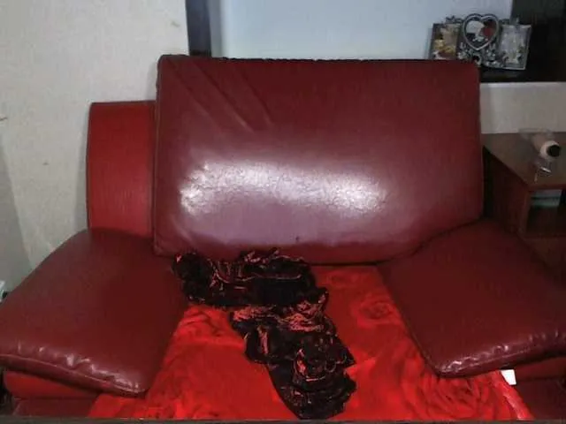 Live sex webcam photo for Milf4love #273718967