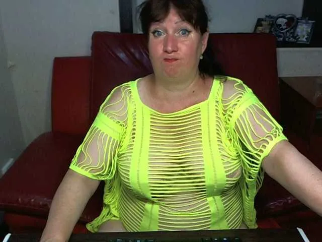 Live sex webcam photo for Milf4love #273942012