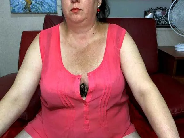 Live sex webcam photo for Milf4love #274522193