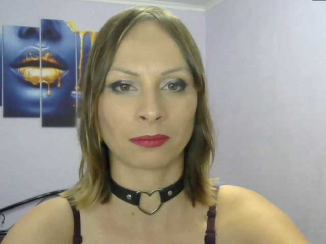 Live sex webcam photo for MilfAlishea #275720982