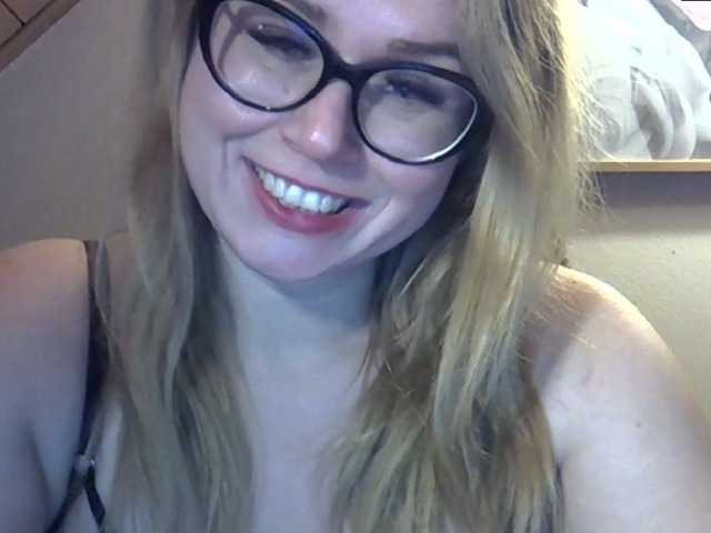 Live sex webcam photo for MilfBerthena #276540827