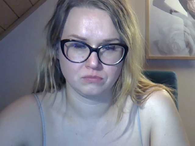 Live sex webcam photo for MilfBerthena #276679281