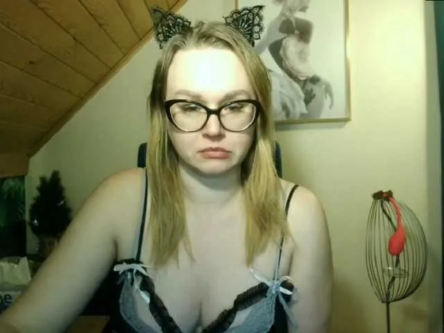 Live sex webcam photo for MilfBerthena #277151143