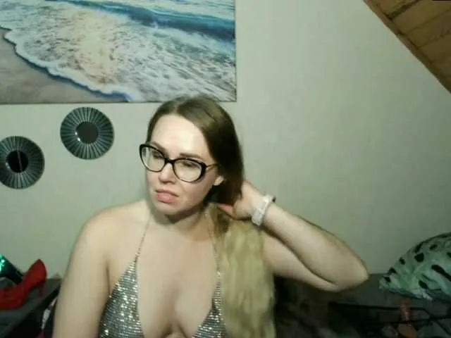 Live sex webcam photo for MilfBerthena #280895532