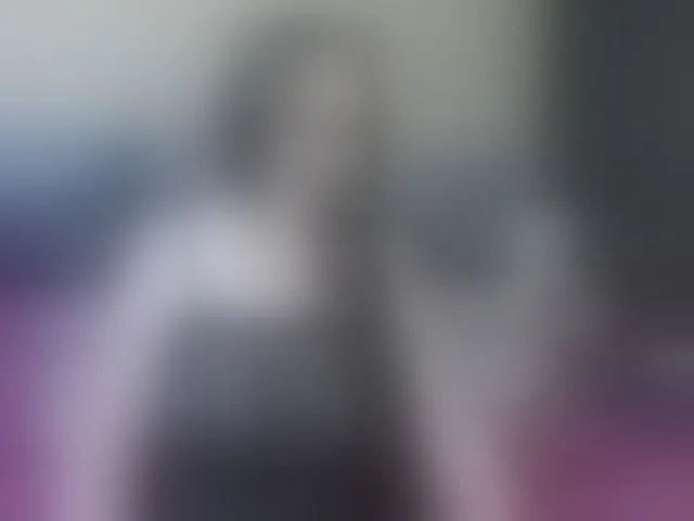 Live sex webcam photo for MilfBrunet #293762643