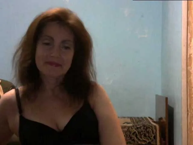 Live sex webcam photo for MilfCarrliena #271860625