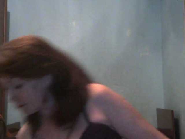 Live sex webcam photo for MilfCarrliena #273439606