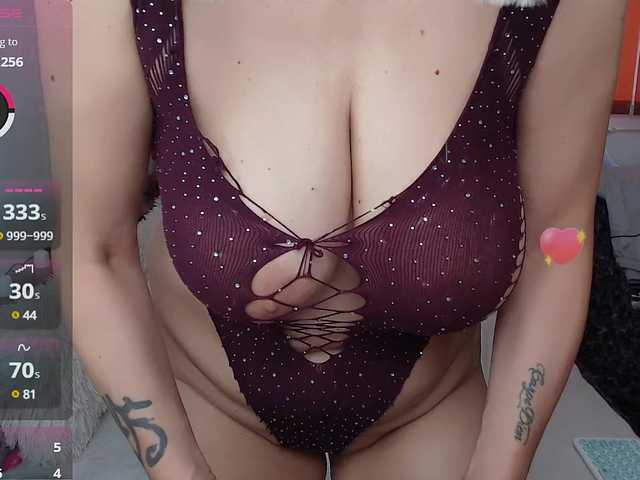 Live sex webcam photo for MilfDolores #291251284