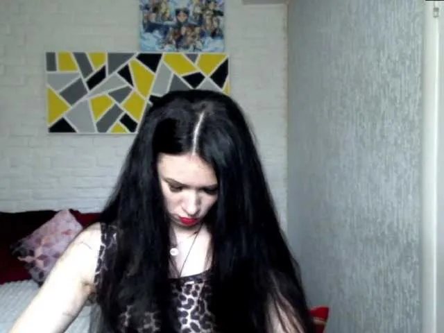Live sex webcam photo for MilfLunna #290832484