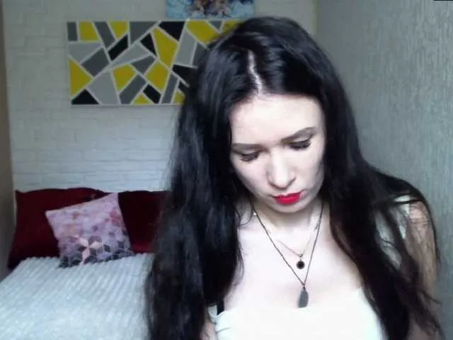Live sex webcam photo for MilfLunna #290866636