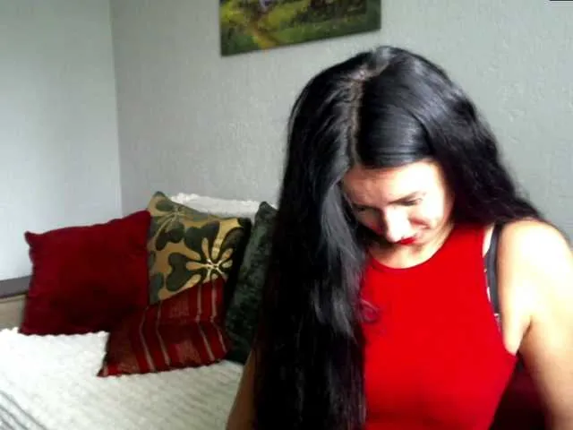 Live sex webcam photo for MilfLunna #291492741