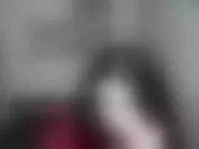 Live sex webcam photo for MilfLunna #292040899