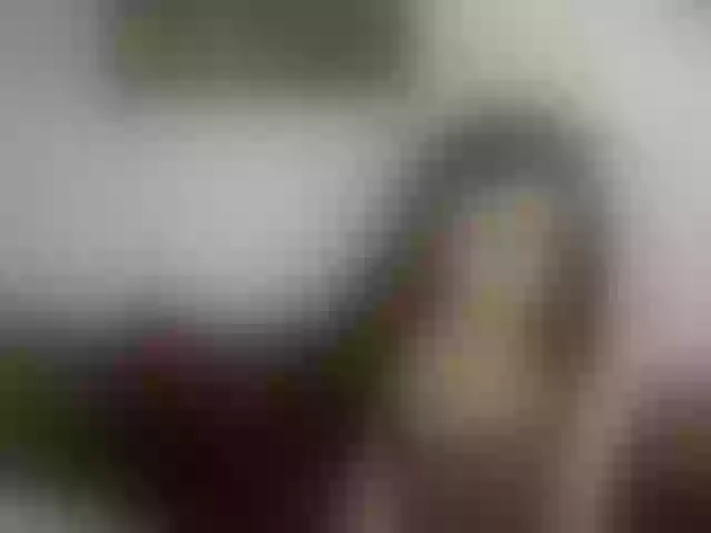 Live sex webcam photo for MilfLunna #292086673