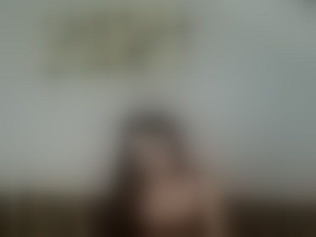 Live sex webcam photo for MilfLunna #294087269