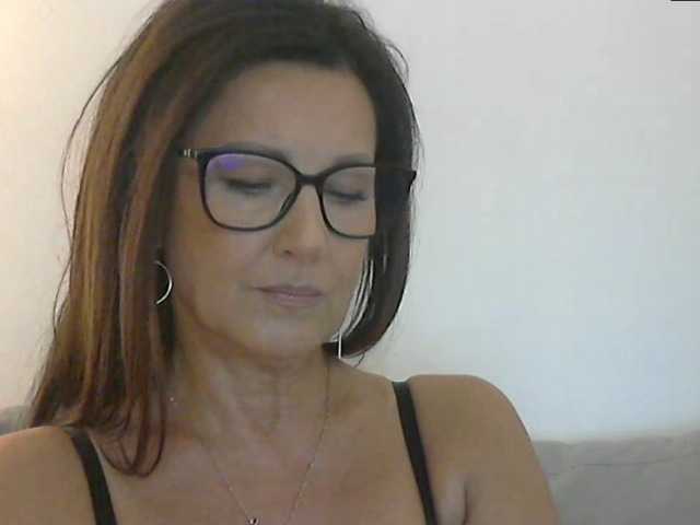 Live sex webcam photo for MilfRalia #290191502