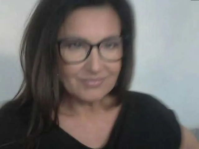 Live sex webcam photo for MilfRalia #290996075