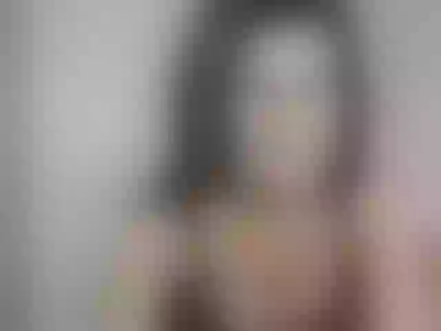 Live sex webcam photo for MilfRalia #292100867