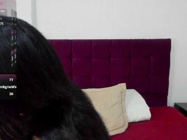 Live sex webcam photo for MilfSharoon #291200759