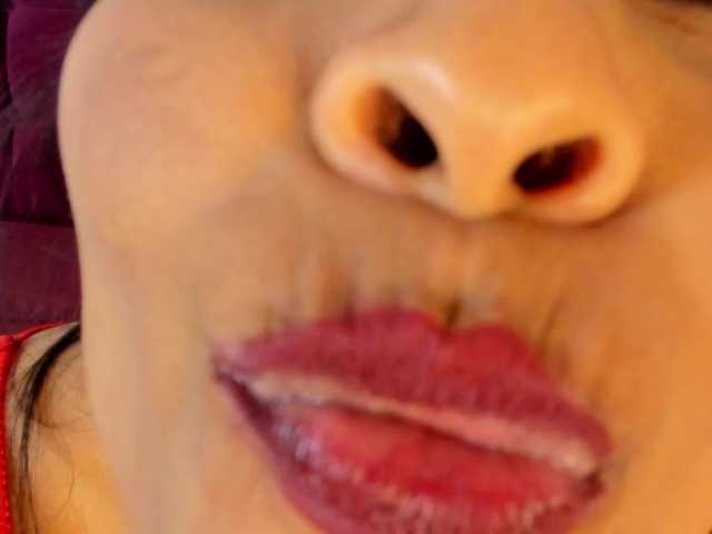 Live sex webcam photo for MilfSharoon #291342540