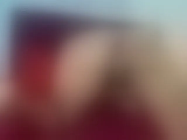 Live sex webcam photo for MilfSharoon #292654631