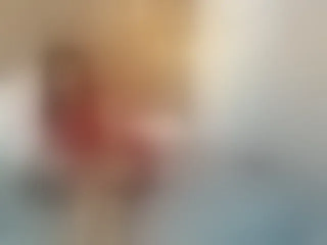 Live sex webcam photo for MilfSharoon #293687094