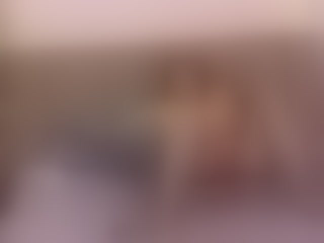Live sex webcam photo for MilfSharoon #294077092