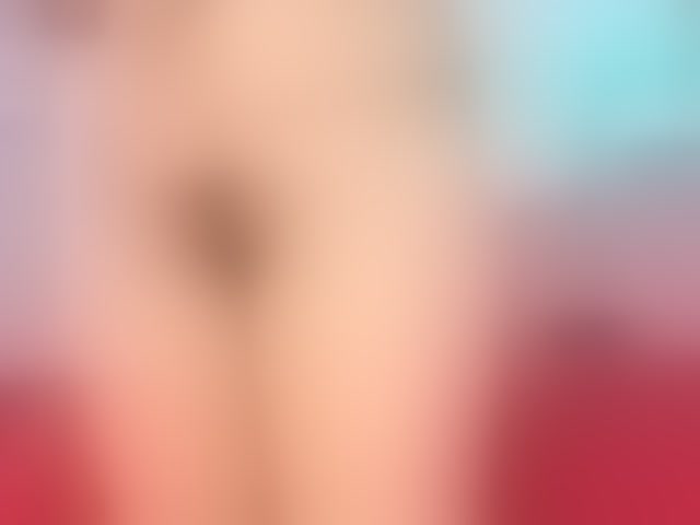 Live sex webcam photo for MilfSharoon #294215286