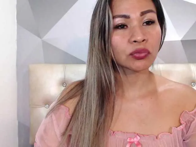 Live sex webcam photo for MilfTwerker #274538220