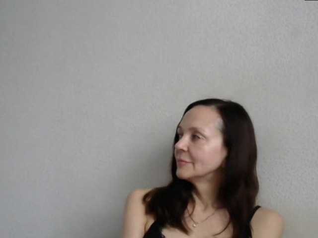 Live sex webcam photo for MilfVivienne #273235701