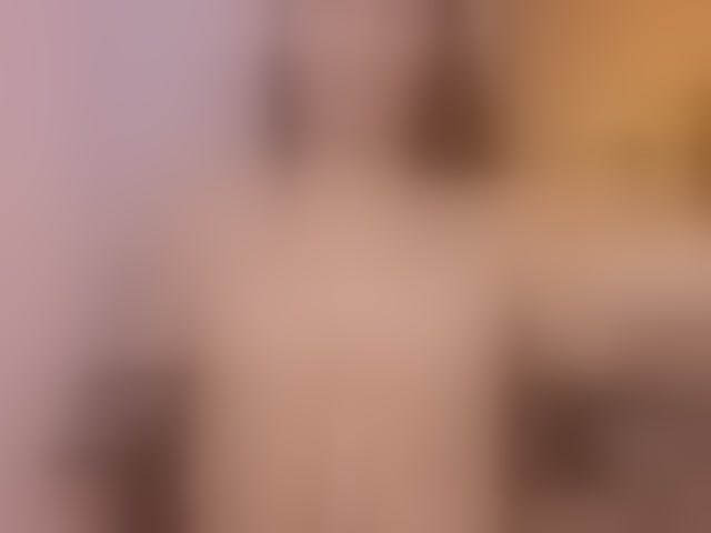 Live sex webcam photo for Milfchelle #293928066