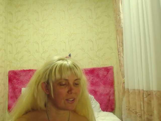 Live sex webcam photo for MilkMilkee #277987356