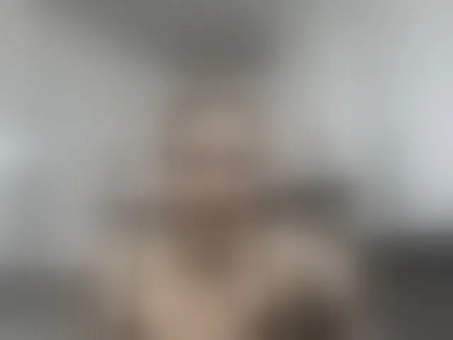Live sex webcam photo for MilkaCrystall01 #293754458