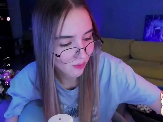 Live sex webcam photo for Milkaff- #276665344