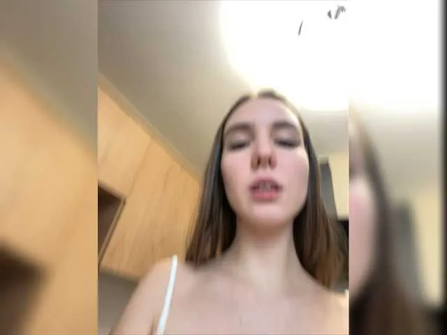 Live sex webcam photo for Milkaff- #277347369