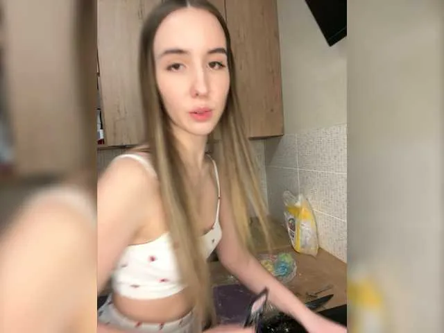 Live sex webcam photo for Milkaff- #277612416