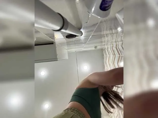 Live sex webcam photo for Milkaff- #291044406