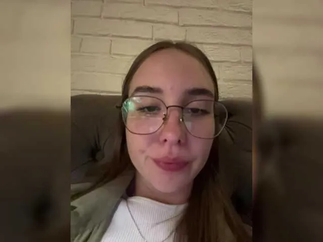 Live sex webcam photo for Milkaff- #291379979