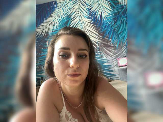 Live sex webcam photo for MillaAir #275688975