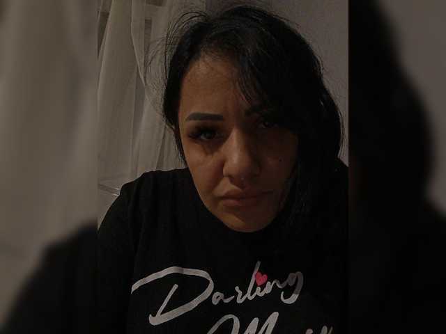 Live sex webcam photo for Millaya #277726371