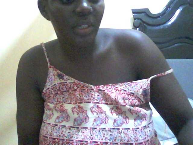 Live sex webcam photo for Millen1 #277920614