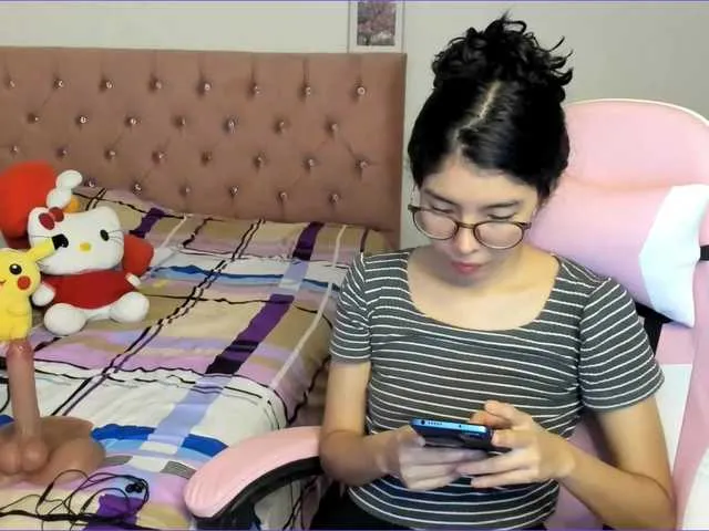 Live sex webcam photo for Milley777 #291389398