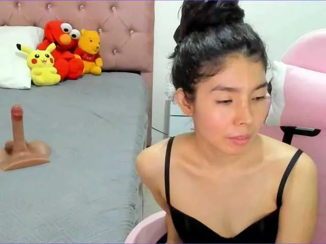 Live sex webcam photo for Milley777 #291627408