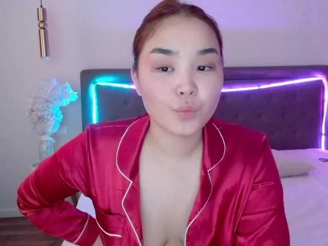 Live sex webcam photo for MillieMi #276202981