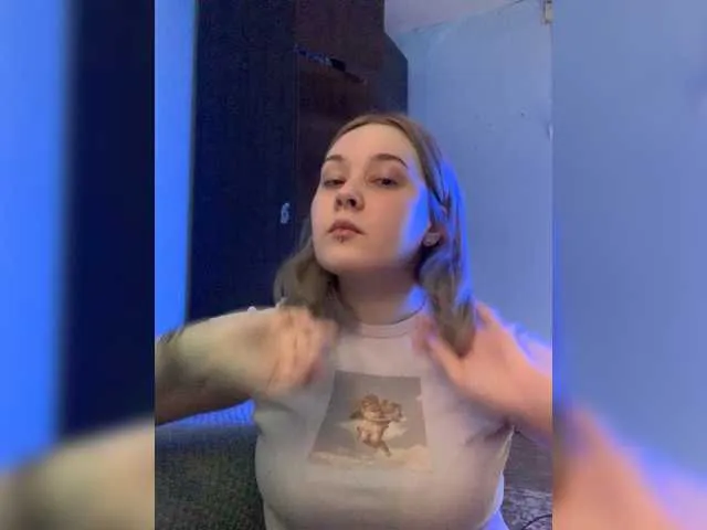 Live sex webcam photo for Millkerykitty #276361082