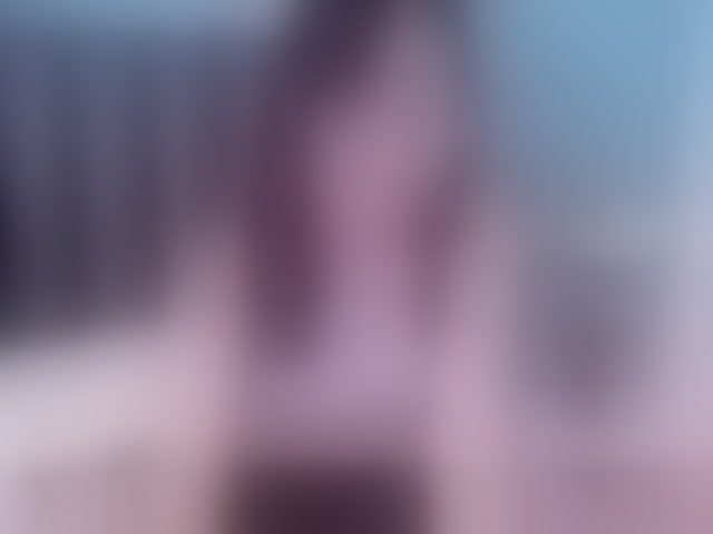 Live sex webcam photo for MiluVega #293522665