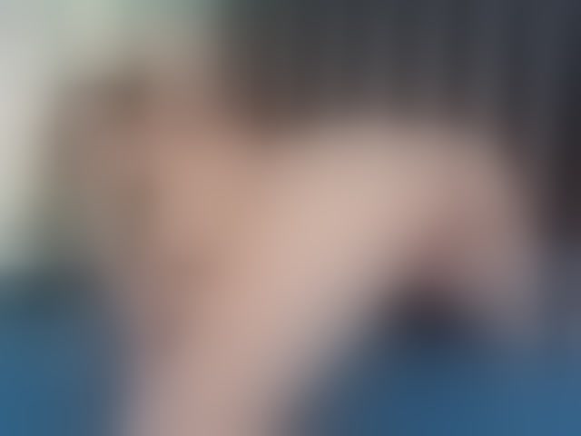 Live sex webcam photo for MiluVega #293601357