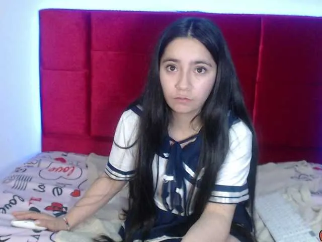 Live sex webcam photo for MilyCandy #276686291