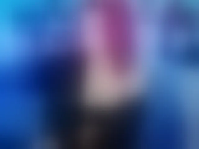 Live sex webcam photo for MilyGrey-08 #293003373